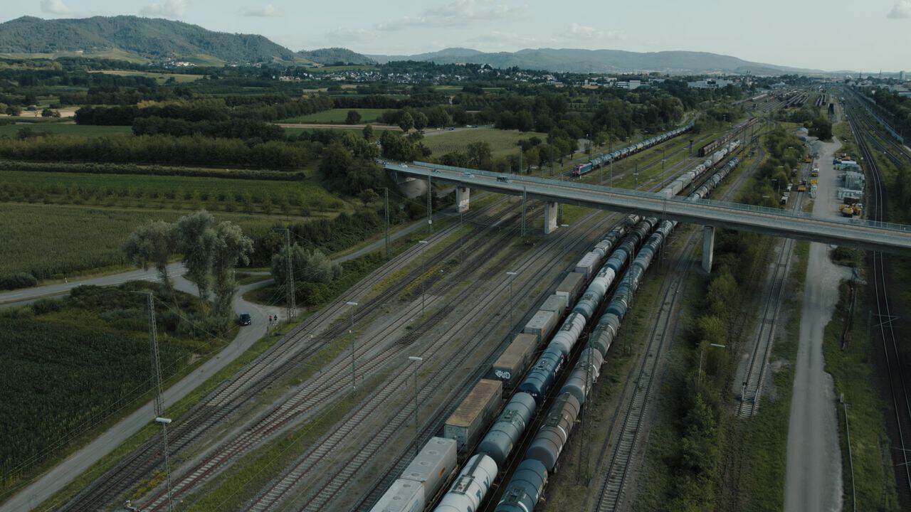 EU ulaganja u saobraćaj – evropska železnička i drumska infrastruktura
